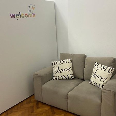 Apartmán Apartament Super Central Cu Parcare Privata Arad Exteriér fotografie